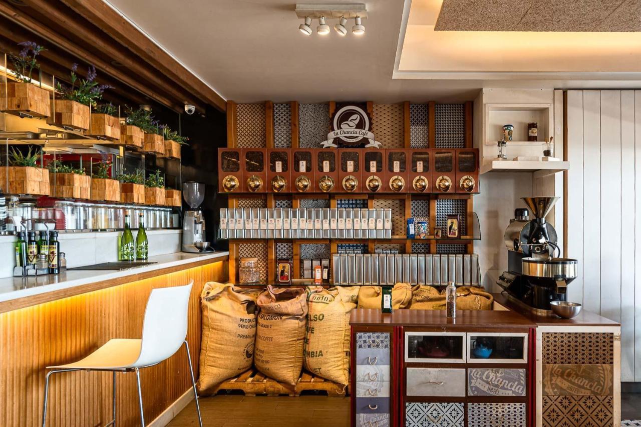 Hotel La Chancla Malaga Bagian luar foto