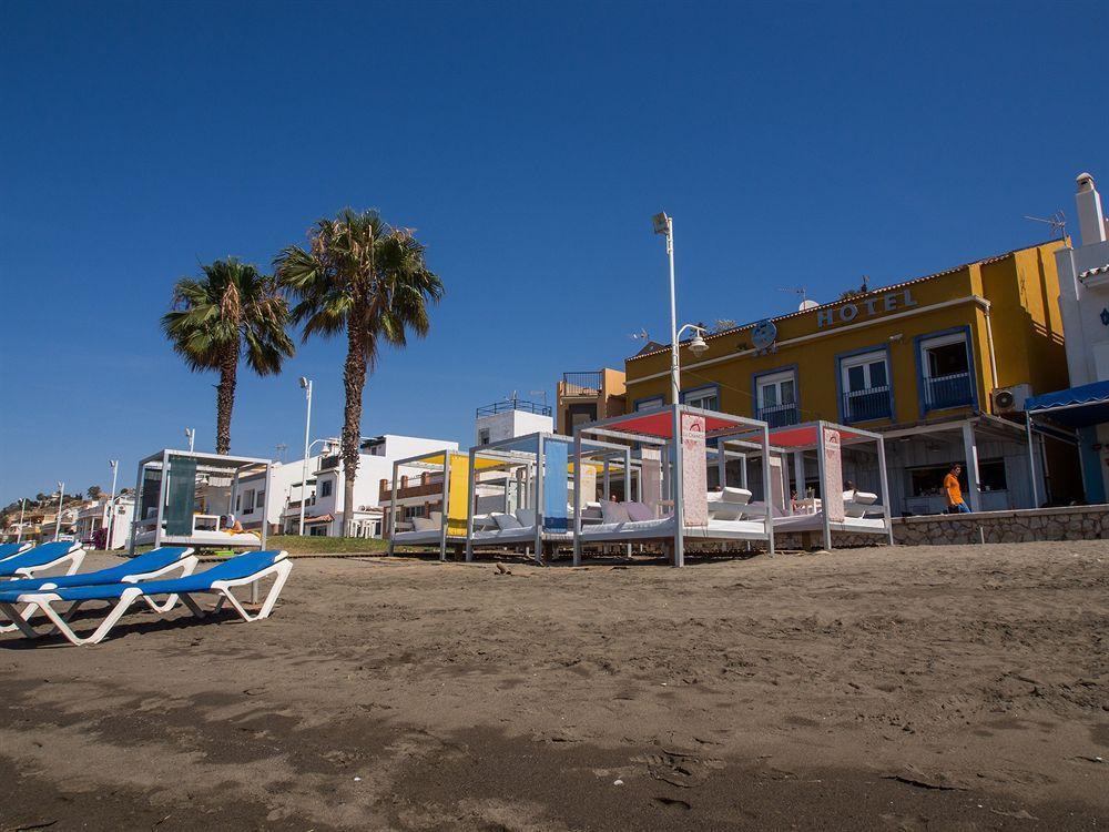 Hotel La Chancla Malaga Bagian luar foto