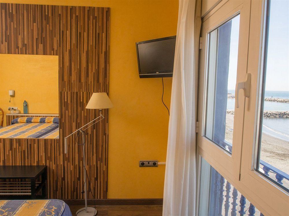 Hotel La Chancla Malaga Bagian luar foto